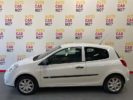 Voiture occasion RENAULT CLIO 3 SOCIETE COLLECTION 1.5 DCI 75 AIR ECO2 BLANC Diesel Nimes Gard #3