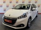 Voiture occasion PEUGEOT 208 1.2 PURETECH 82 ACTIVE BLANC Essence Arles Bouches du Rhône