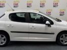 Voiture occasion PEUGEOT 207 1.4 VTI 95 STYLE BLANC Essence Nimes Gard #4