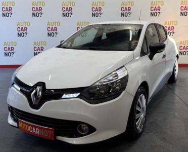 Voiture occasion RENAULT CLIO 4 SOCIETE 1.5 DCI 90 AIR BLANC Diesel Nimes Gard