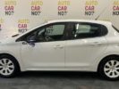 Voiture occasion PEUGEOT 208 1.2 PURETECH 68 LIKE BLANC Essence Nimes Gard #3