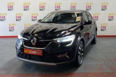 Voiture occasion RENAULT ARKANA MILD HYBRID 140 EDC EVOLUTION NOIRE Hybride essence-électrique Nimes Gard