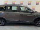 Voiture occasion DACIA LODGY 1.2 TCE 115 EXPLORER GRIS Essence Nimes Gard #4