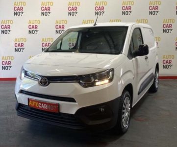 Voiture occasion TOYOTA PROACE CITY 1.5 HDI MEDIUM 100 D-4D BUSINESS BLANC Diesel Nimes Gard
