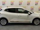 Voiture occasion RENAULT CLIO 5 1.3 TCE 130 INTENS EDC BLANC Essence Nimes Gard #4