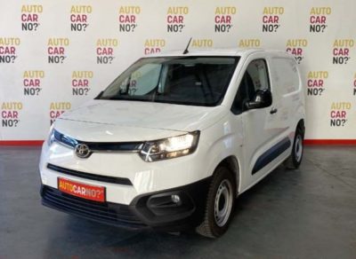Voiture occasion TOYOTA PROACE CITY 1.5 HDI MEDIUM 100 D-4D DYNAMIC BLANC Diesel Nimes Gard