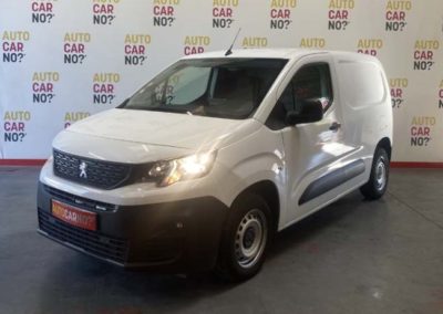 Voiture occasion PEUGEOT PARTNER 1.5 BLUEHDI 100 S&S PREMIUM BLANC Diesel Montpellier Hérault