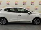 Voiture occasion RENAULT CLIO 5 1.3 TCE 130 INTENS EDC BLANC Essence Nimes Gard #4