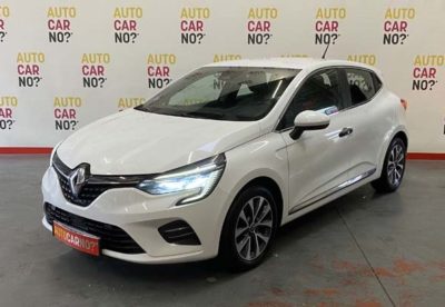 Voiture occasion RENAULT CLIO 5 1.3 TCE 130 INTENS EDC BLANC Essence Nimes Gard