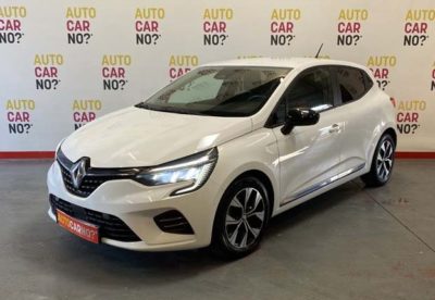 Voiture occasion RENAULT CLIO 5 1.5 BLUEDCI 100 EVOLUTION BLANC Diesel Avignon Vaucluse Voiture occasion RENAULT CLIO 5 1.5 BLUEDCI 100 EVOLUTION BLANC Diesel Avignon Vaucluse