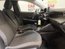 Voiture occasion PEUGEOT 208 1.2 PURETECH 100 S&S STYLE GRIS Essence Arles Bouches du Rhône #8