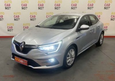 Voiture occasion RENAULT MEGANE 4 1.5 BLUEDCI 115 BUSINESS GRIS Diesel Arles Bouches du Rhône