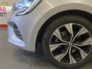 Voiture occasion RENAULT CLIO 5 1.6 E-TECH FULL HYBRID 145 EVOLUTION GRIS Hybride essence-électrique Nimes Gard #16