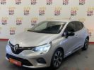 Voiture occasion RENAULT CLIO 5 1.6 E-TECH FULL HYBRID 145 EVOLUTION Hybride essence-électrique Nimes Gard