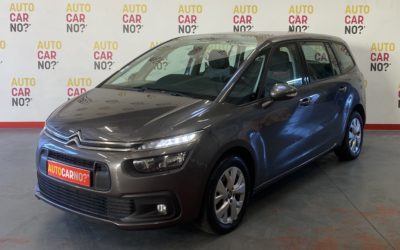 Voiture occasion CITROEN C4 SPACETOURER 1.2 PURETECH 130 S&S LIVE EAT8 GRIS Essence Arles Bouches du Rhône