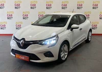 Voiture occasion RENAULT CLIO 5 1.6 E-TECH HYBRID 140 BUSINESS BLANC Hybride essence-électrique Nimes Gard
