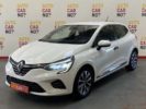 Voiture occasion RENAULT CLIO 5 1.3 TCE 130 INTENS EDC BLANC Essence Nimes Gard