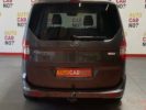 Voiture occasion FORD TOURNEO COURIER 1.5 TDCI 100 S&S TITANIUM GRIS Diesel Arles Bouches du Rhône #5