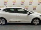 Voiture occasion RENAULT CLIO 5 1.6 E-TECH HYBRID 140 BUSINESS BLANC Hybride essence-électrique Nimes Gard #3
