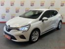 Voiture occasion RENAULT CLIO 5 1.6 E-TECH HYBRID 140 BUSINESS BLANC Hybride essence-électrique Nimes Gard