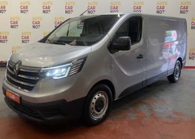 Voiture occasion RENAULT TRAFIC 3 L2H1 2.0 BLUEDCI 150 GRAND CONFORT EDC GRIS Diesel Nimes Gard
