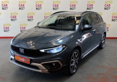 Voiture occasion FIAT TIPO SW 1.5 FIREFLY TURBO 130 S&S HYBRID CROSS DCT7 GRIS Essence Avignon Vaucluse