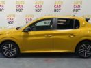 Voiture occasion PEUGEOT 208 1.2 PURETECH 100 S&S STYLE EAT8 JAUNE Essence Nimes Gard #3