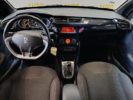 Voiture occasion CITROEN DS3 1.2 PURETECH 82 BE CHIC ROUGE Essence Alès Gard #7