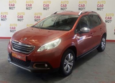 Voiture occasion PEUGEOT 2008 1.2 PURETECH 82 STYLE ROUGE Essence Nimes Gard