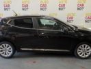 Voiture occasion RENAULT CLIO 5 1.3 TCE 130 INTENS EDC NOIR Essence Nimes Gard #4