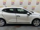 Voiture occasion RENAULT CLIO 5 1.6 E-TECH HYBRID 140 BUSINESS BLANC Hybride essence-électrique Arles Bouches du Rhône #4