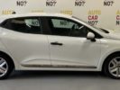 Voiture occasion RENAULT CLIO 5 1.6 E-TECH HYBRID 140 BUSINESS BLANC Hybride essence-électrique Arles Bouches du Rhône #4