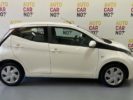 Voiture occasion TOYOTA AYGO 1.0 VVT 69 X BLANC Essence Nimes Gard #4