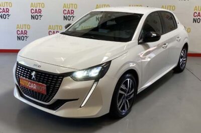 Voiture occasion PEUGEOT 208 1.2 PURETECH 75 S&S STYLE Essence Nimes Gard